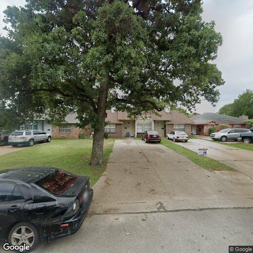 518 Briaroaks Ct, Arlington, TX 76011 Townhome Rentals in Arlington