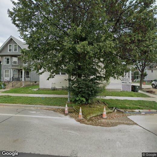 Primary Photo - 123 N Bassett St