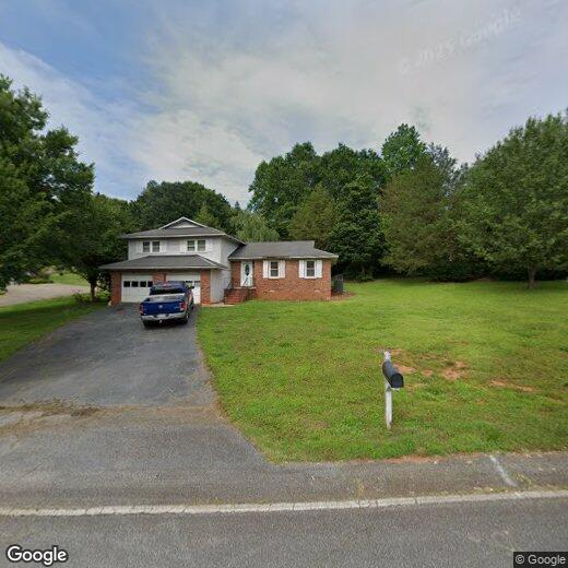 Primary Photo - 100 Red Cardinal Rd