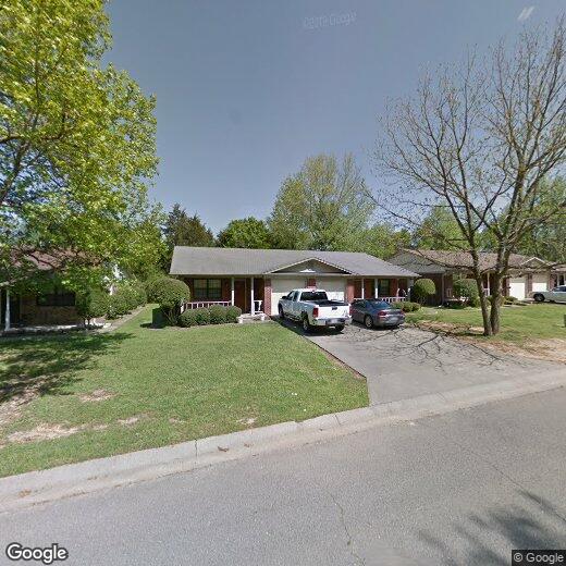 Primary Photo - 3322 N Detroit Ave
