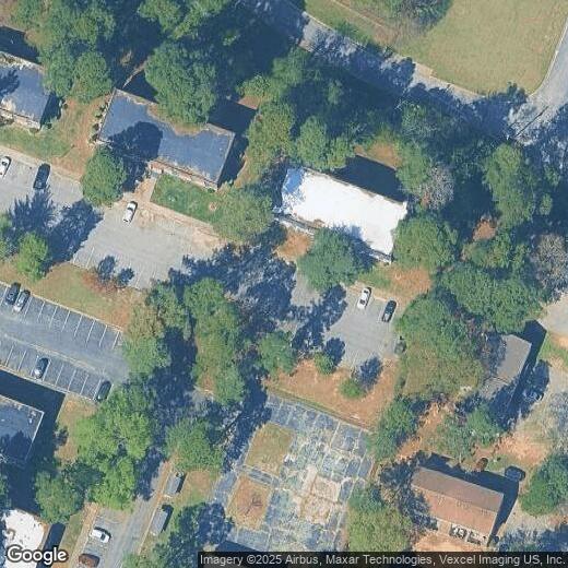 Primary Photo - Pine Crest Apartments