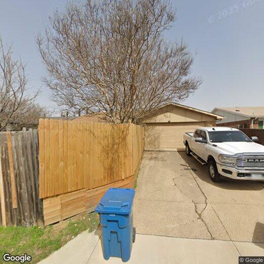 Foto principal - 1810 Red Oak Ln