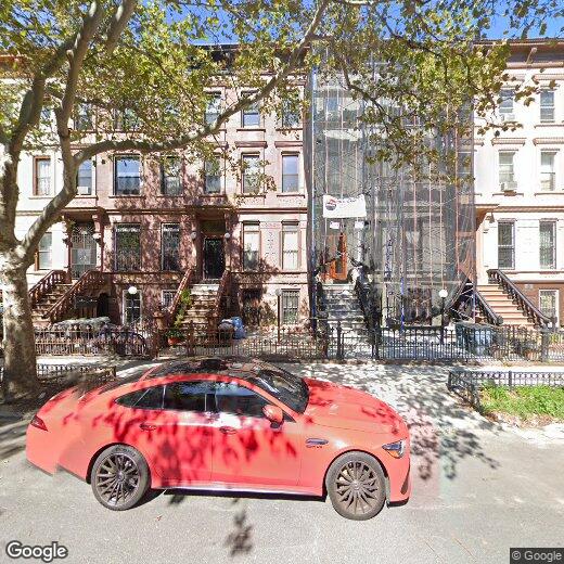 Primary Photo - 561 Madison St