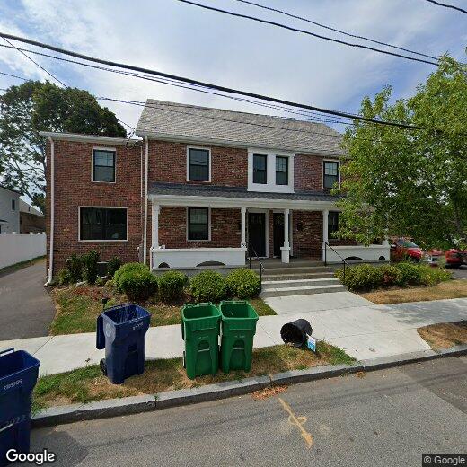 Primary Photo - 83 Hawthorn St