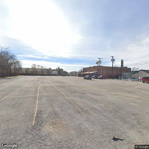 Foto principal - 5740 Martel Ave