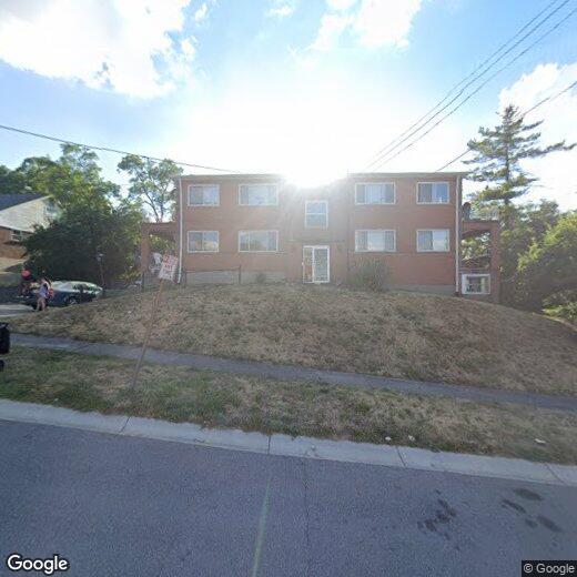 3287 Ferncroft Dr Unit 04, Cincinnati, OH 45211 Room for Rent in