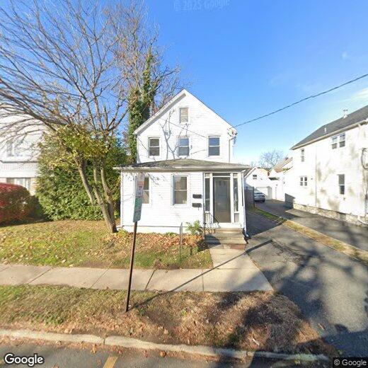 Primary Photo - 241 Main St