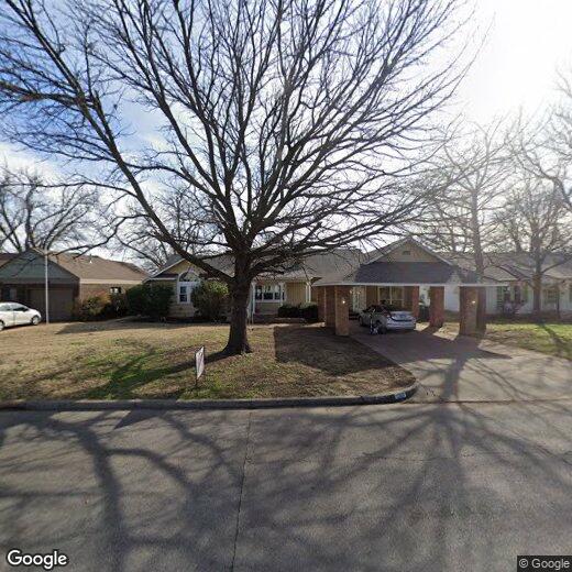 Primary Photo - 1332 NW Cherry Ave