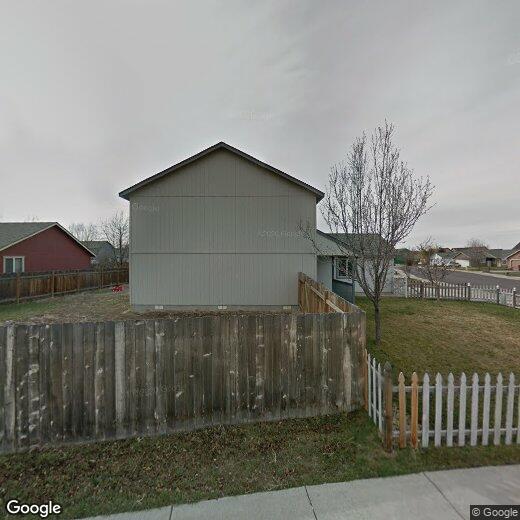 Primary Photo - Beautiful Large 3 bedroom 2.5 bath home