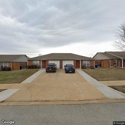 Primary Photo - 3406 SW Landau Ct