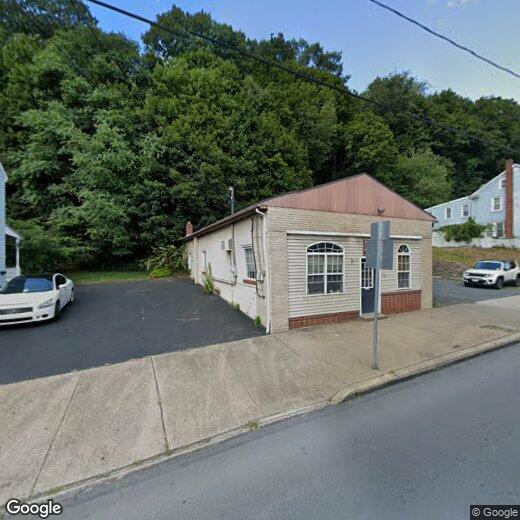 10 W Dewart St, Shamokin, PA 17872 House Rental in Shamokin, PA