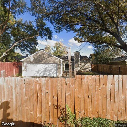 Foto principal - 375 Ancestry Ln