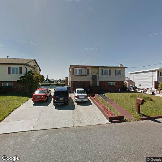 Primary Photo - 17 W Delaware Dr