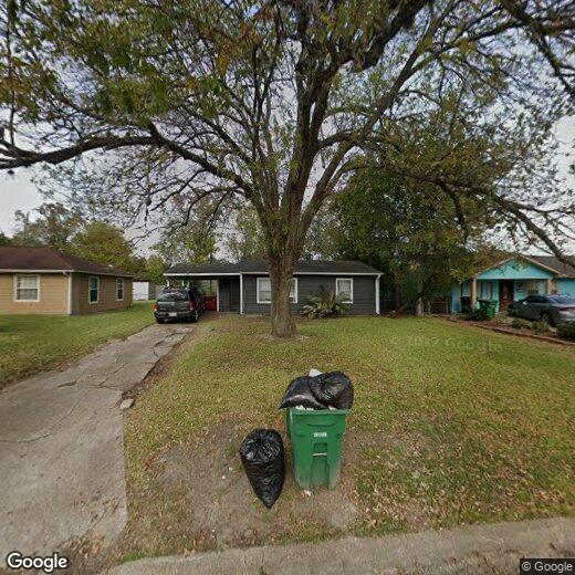 Primary Photo - 5027 Ridgeway Dr