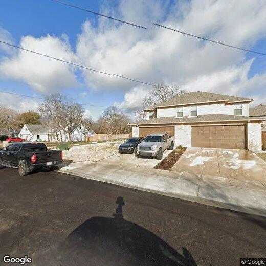 821 Jameson St, Weatherford, TX 76086 Townhouse for Rent in