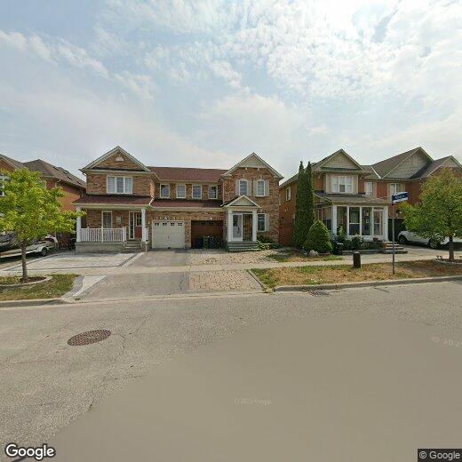 Primary Photo - 81 Trumpeter St