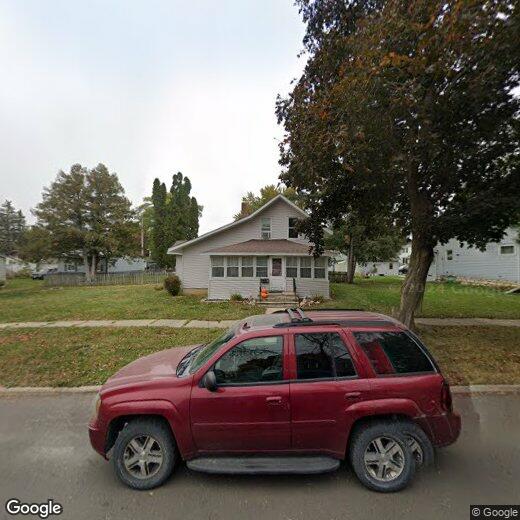 Primary Photo - 621 Oak St