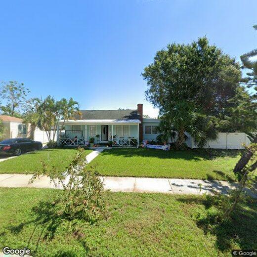 Foto principal - 4020 Miramar Way S
