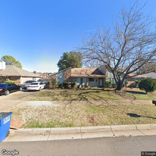 Foto principal - 808 Rock Creek Dr