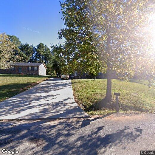 Foto principal - 3-Bedroom Home in Cookeville with 2 Full B...