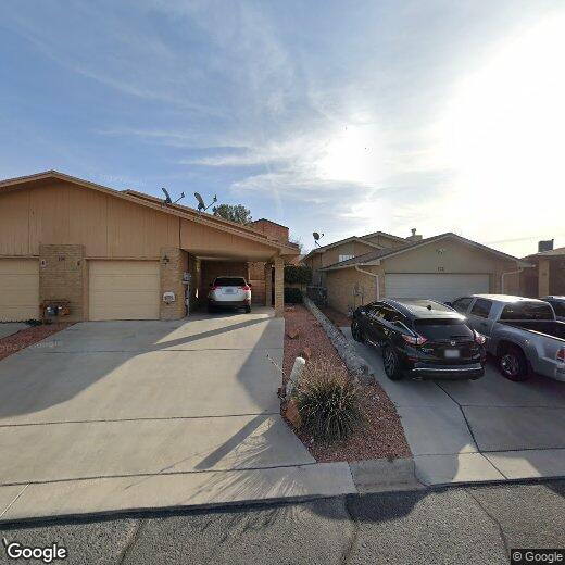 Primary Photo - 104 Silver Shadow Dr