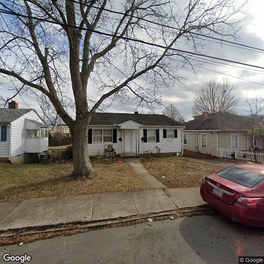 Primary Photo - Charming 3-Bedroom Home in Arcadia – Winst...