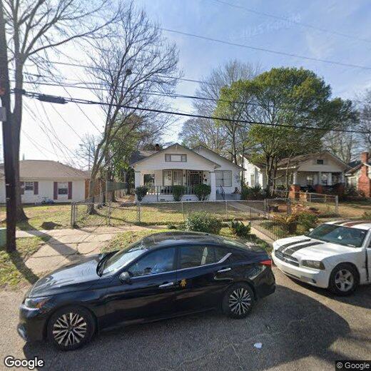 Primary Photo - 2232 St Charles Ave