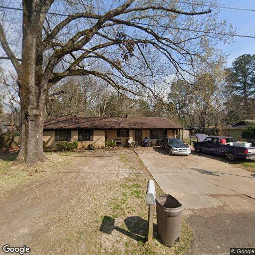 Foto principal - 2710 Charleston Dr