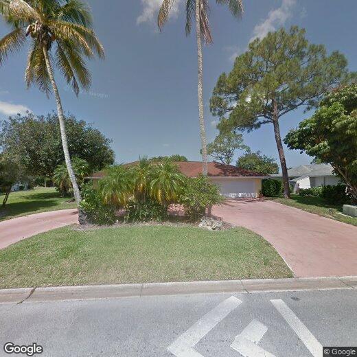 Primary Photo - 409 Cypress Way E
