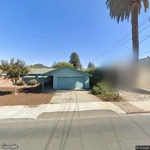 Primary Photo - 328 University St