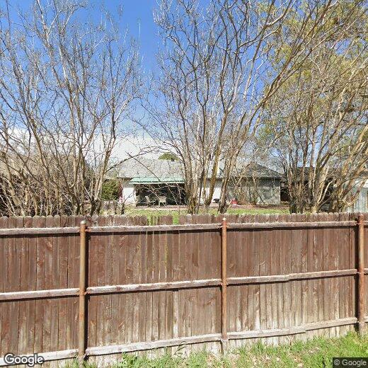 Foto principal - 3544 Shorecrest Dr