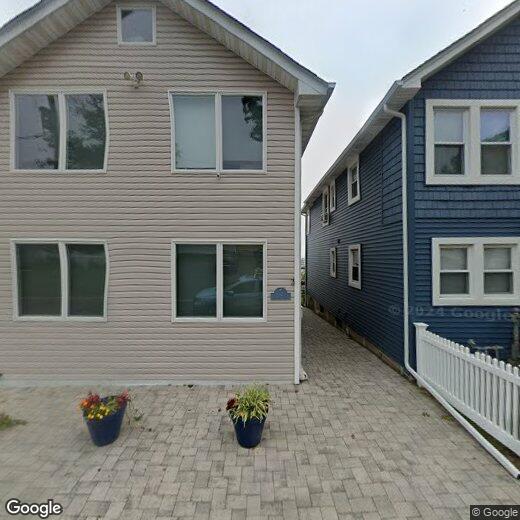 Primary Photo - 42 Oceanview Ave