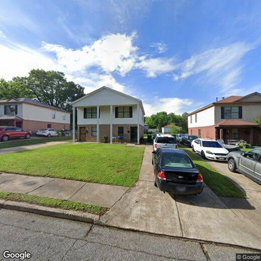 Primary Photo - 110 E Frank Ave