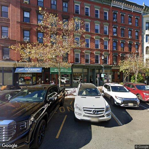 Primary Photo - 1204 Washington St