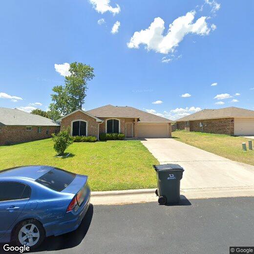 Primary Photo - 211 Sims Ridge Dr