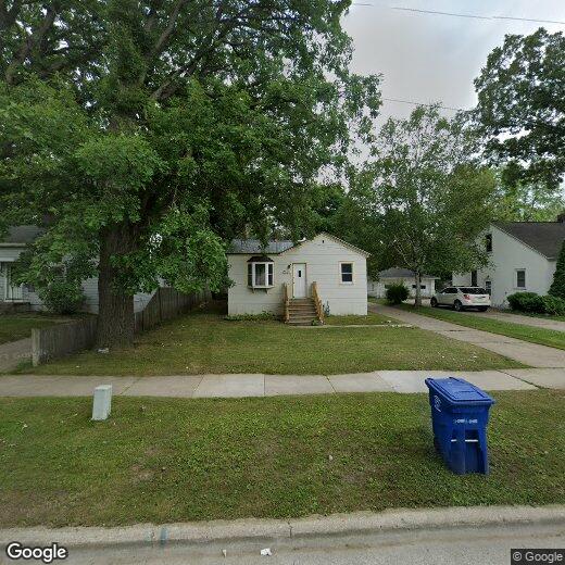 Primary Photo - 2140 Eastman Ave