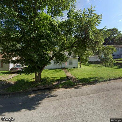 Foto principal - 2 bedroom 1 bath home