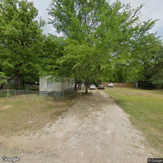 Primary Photo - 131 Seminole Loop