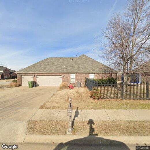 5301 S Stone Bay Ct, Rogers, AR 72758 House for Rent in Rogers, AR