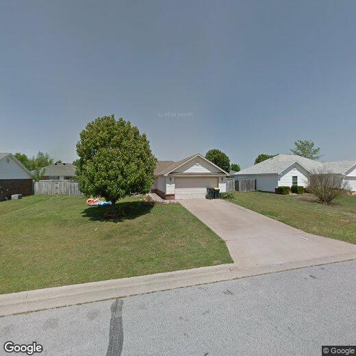 620 Knight Ave, Lowell, AR 72745 House Rental in Lowell, AR