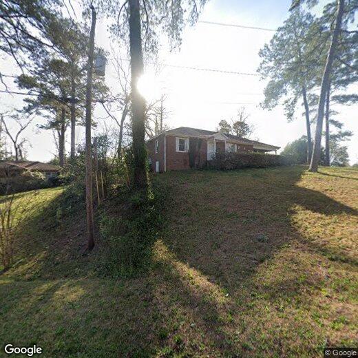 Primary Photo - 719 Forest Ridge Dr W