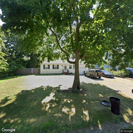Primary Photo - 89 Huguenot Dr