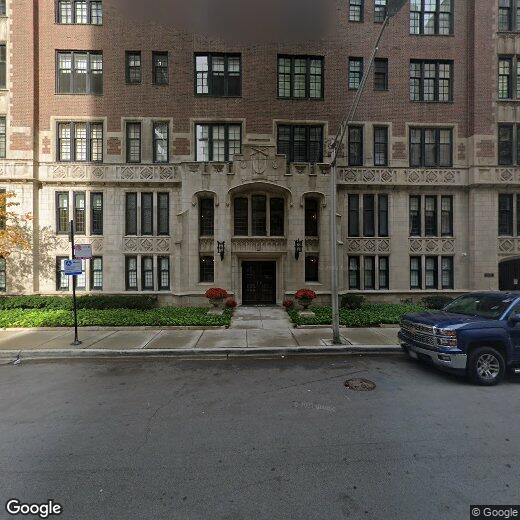 Primary Photo - 4 br, 4 bath Condo - 220 E Walton Pl