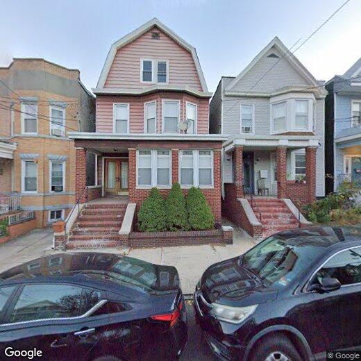 Primary Photo - 76 Fulton St