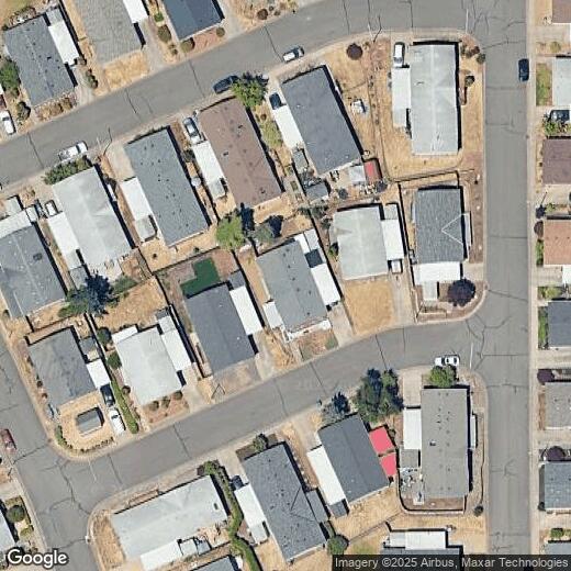 Primary Photo - 2000 Robins Ln SE