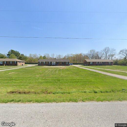 Foto principal - 130 Parker Rd