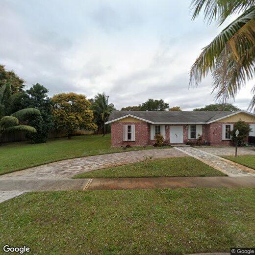 Primary Photo - 375 SW 66th Ave