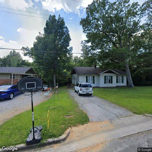 Primary Photo - 705 3rd Ave SW