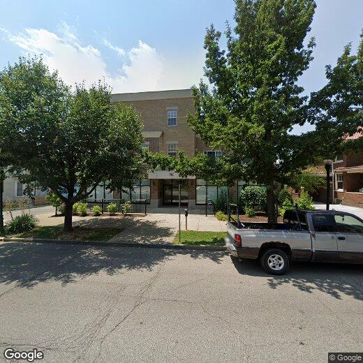 Primary Photo - 505.5 N Walnut Studio Apartment ****AVAILA...
