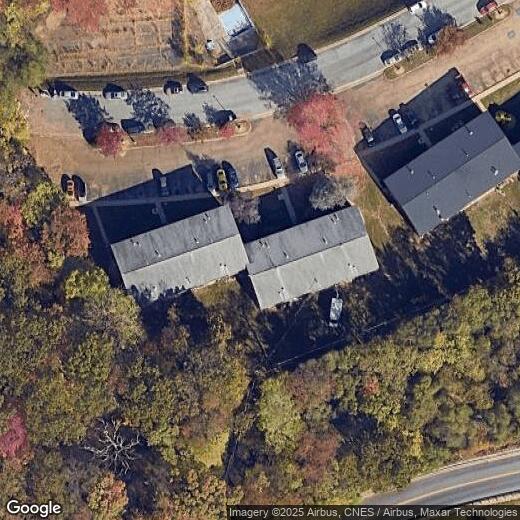 Primary Photo - 212-218 Governors Ln